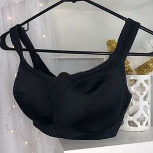 Underwire Sports Bra (32DD)